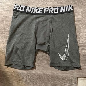 Nike Pro Shorts Boys XL